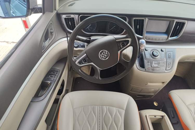 Used Buick GL8 2011 3.0L XT Luxury Business Flagship Edition