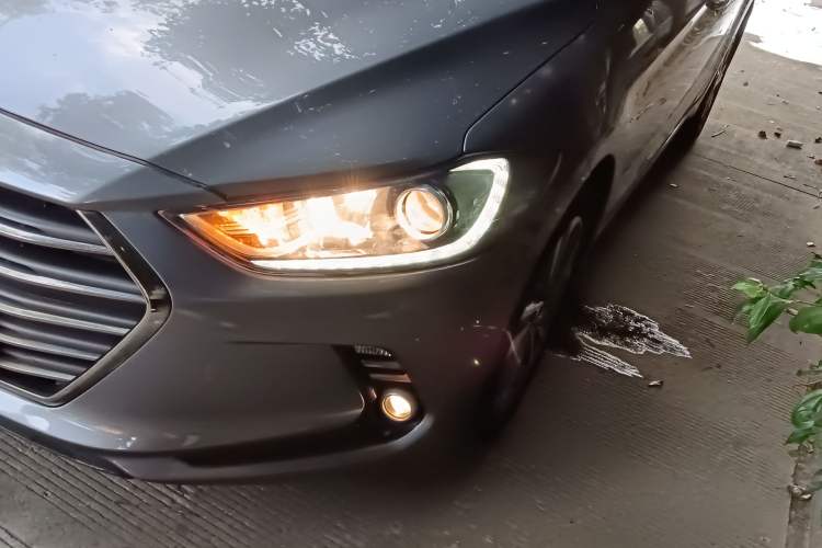 Used Hyundai Elantra (6th Generation / Lingdong) 2016 1.6L Automatic ZhiXuan – Elite Version Left Front Headlight