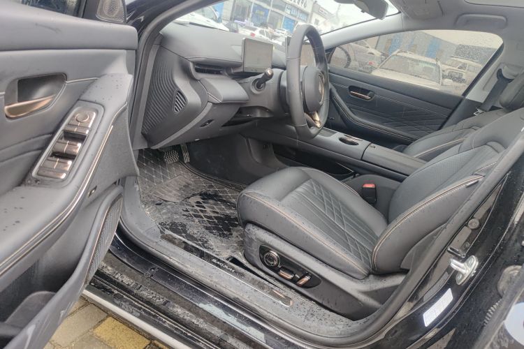 Used Baojun Enjoy 2025 Plug-in Hybrid 140km Luxury Edition