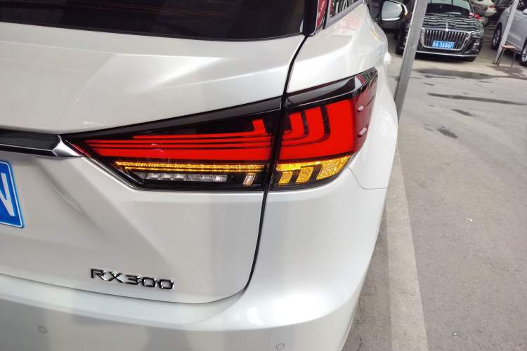 Used Lexus RX 2020 Revised Version 300 Two-Wheel Drive Elite Edition
