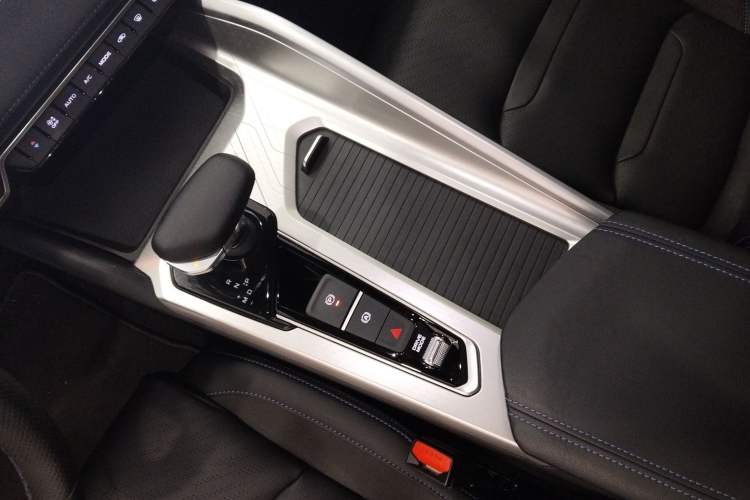 Used Geely Auto Preface 2024 2.0TD Qingyun Edition