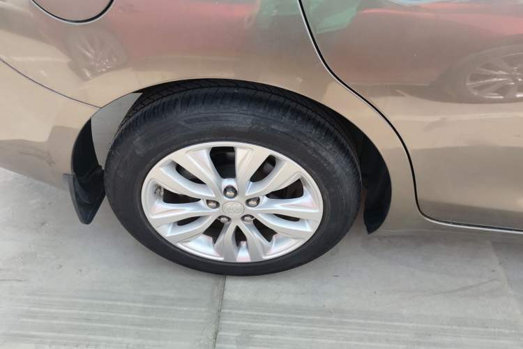 Used Buick GT 2021 Exemplar 1.5L Automatic Elite Version Right Rear Wheel Hub