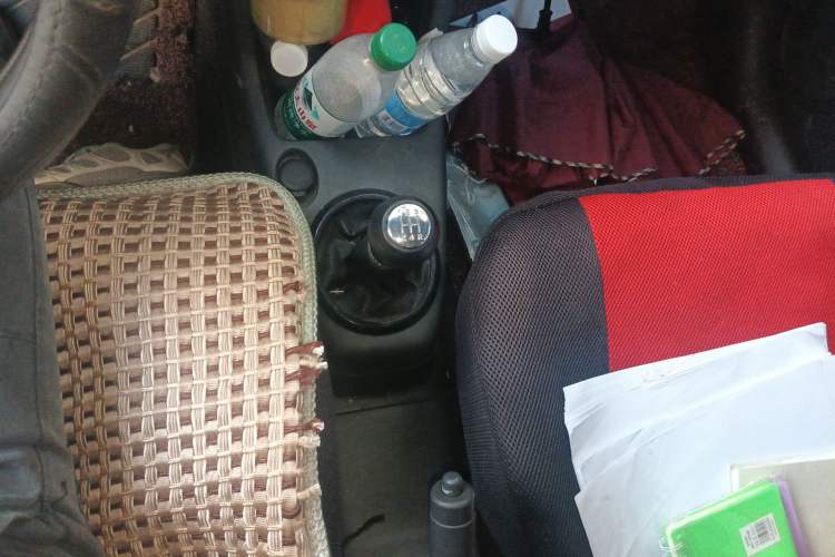 Used Suzuki Swift 2011 1.3L Manual Value Edition Gear Lever