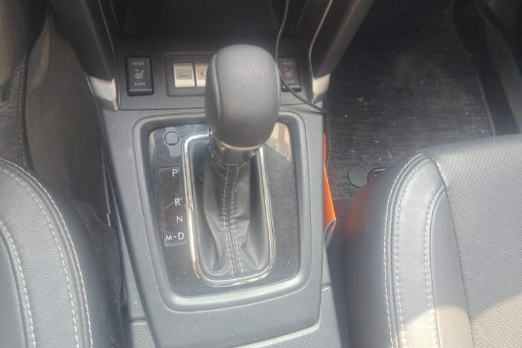 Used Subaru Forester 2016 2.0i Fashion Navigation Edition Gear Lever