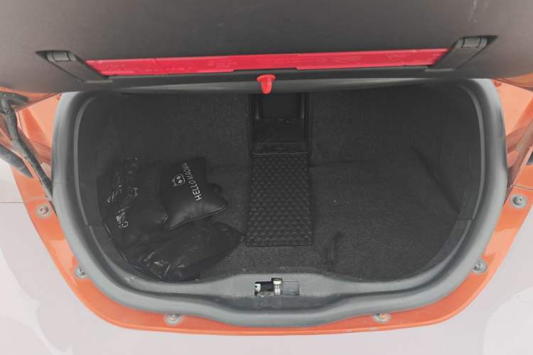 Used Volkswagen Beetle 2010 2.0 BlackOrange Convertible Luxury Edition