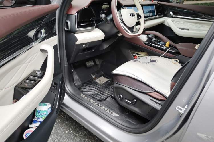 Used Geely Auto Monjaro L 2021 2.0TD DCT EVO Two-Wheel Drive Prestige Version