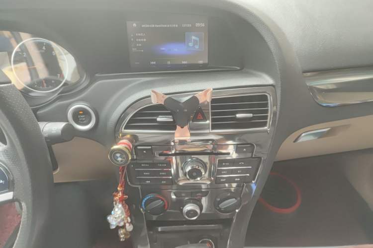 Used Brilliance V5 2012 1.6L Automatic Luxury Version