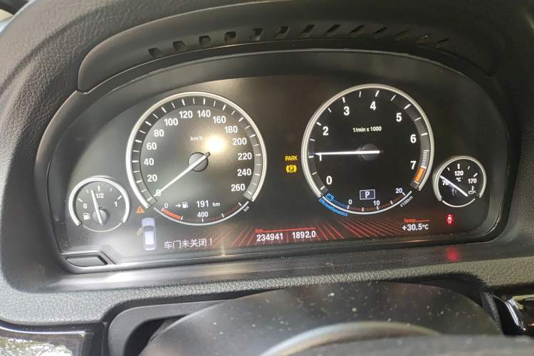 Used BMW 5 Series GT 2010 535i Leading Model
