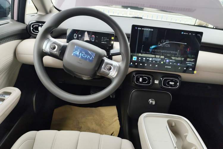 Used AION UT 2025 330 Starlight Edition Gear Lever