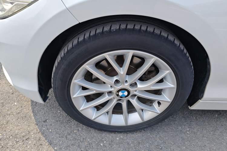 Used BMW 1 Series 2015 120i Leading Model