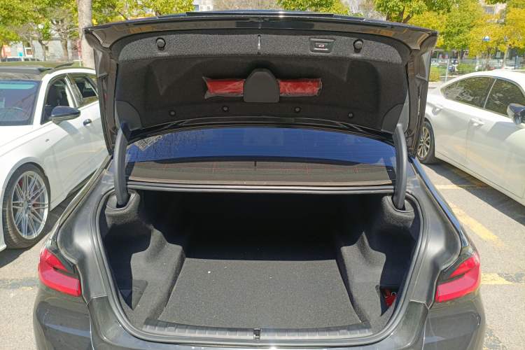 Used BMW 5 Series 2021 525Li Luxury Package