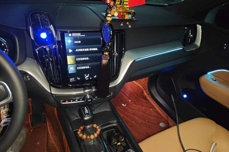 Used Volvo XC60 2019 T5 4x4 Smart Edition China V Standard
