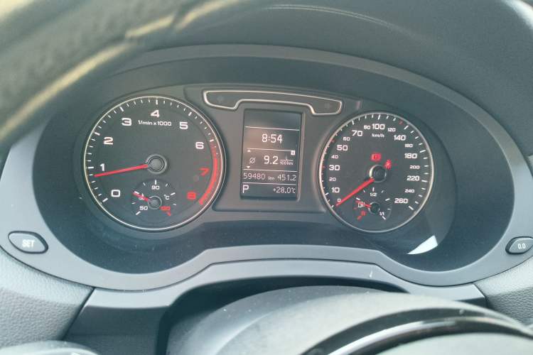 Used Audi Q3 2015 35 TFSI Comfort Model
