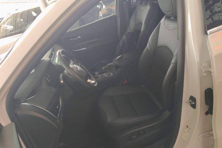 Used Cadillac XT4 2021 28T Two-Wheel Drive Tech Edition