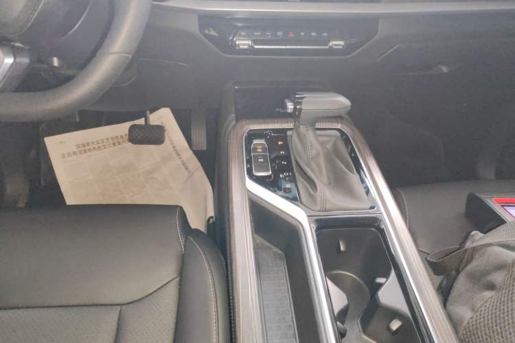 Used Wuling Jiachen 2022 1.5T CVT Smart Luxury Version
