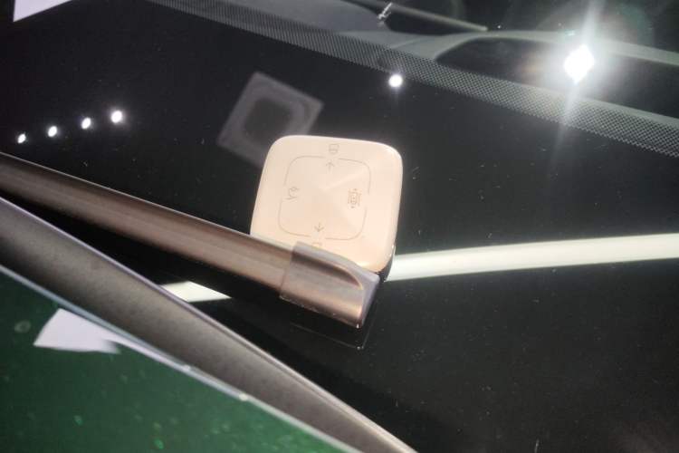 Used Zeekr 7X 2025 100 kWh Long-Range Rear-Wheel Drive with Intelligent Driving Features