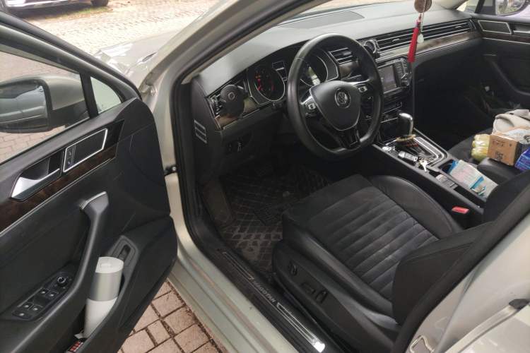 Used Volkswagen Magotan 2017 330TSI DSG Luxury Model