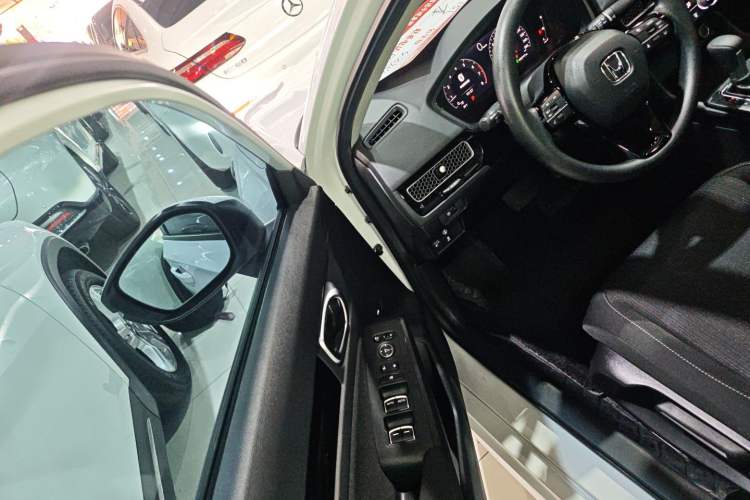 Used Honda Civic 2023 240TURBO CVT Dynamic Edition
