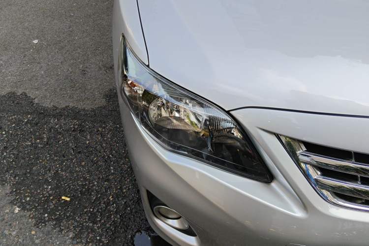 Used Toyota Corolla 2013 Special Edition 1.6L Automatic GL Cool Model Right Front Headlight
