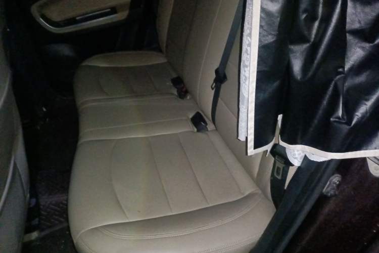 Used Haima Fumei 2014 M5 1.6L Manual Standard Model Left Rear Seat