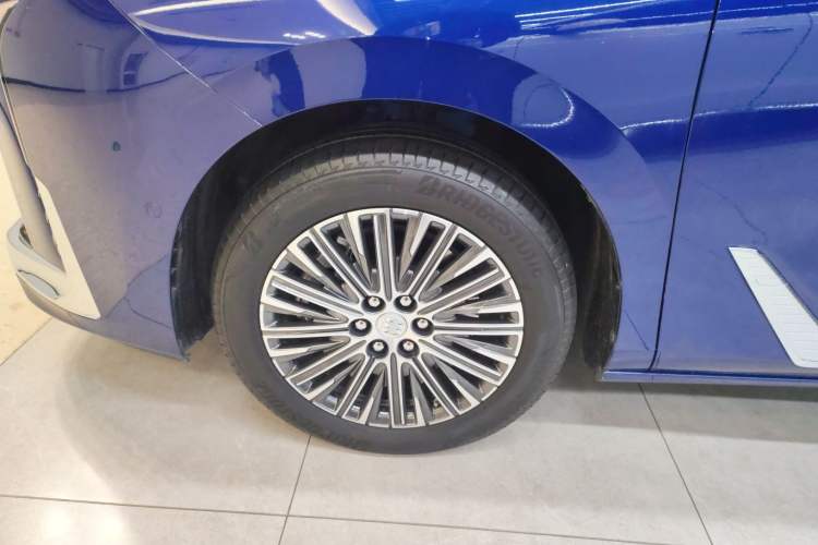 Used Buick GL8 New Energy 2024 Lu Zun Luxury Edition 6-Seater