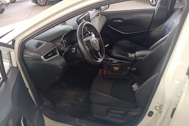 Used Toyota Levin 2019 Dual-Engine 1.8H E-CVT Luxury Edition China VI Standard Driver Seat