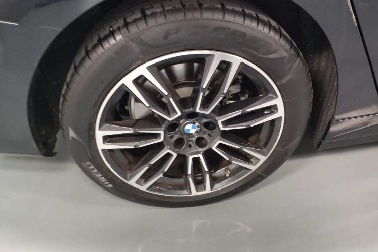 Used BMW 5 Series 2024 525Li M Sport Package