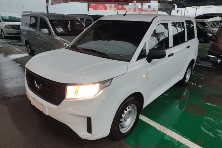 Used Wuling Hongguang PLUS 2020 1.5L Manual Standard Edition 5 Seats
