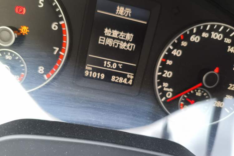 Used Volkswagen Sagitar 2014 1.4TSI Automatic Luxury Model
