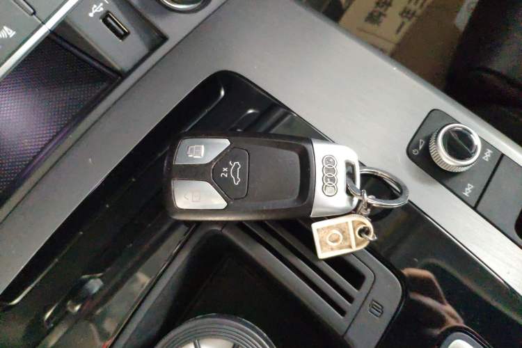 Used Audi Q5L 2021 40 TFSI Fashion Dynamic Model