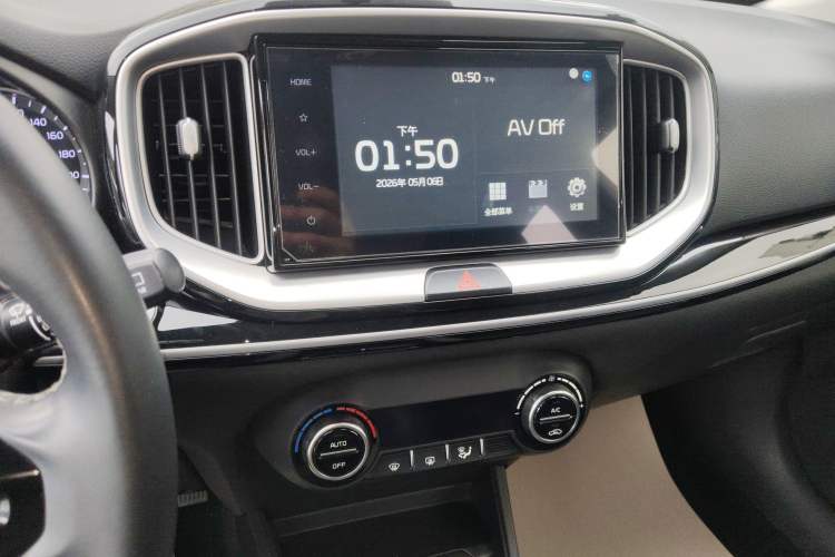 Used Kia kx1 Stonic 2021 1.4L CVT Sunroof Model Audio And AC Panel