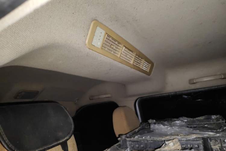 Used Wuling Rongguang 2015 1.2L S Standard CNG Model Headliner