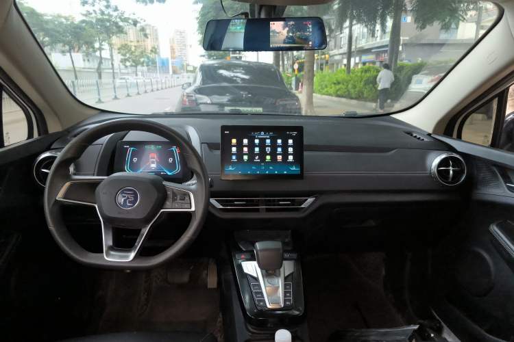 Used BYD Yuan New Energy 2019 EV535 Smart Connect Trendsetting Model