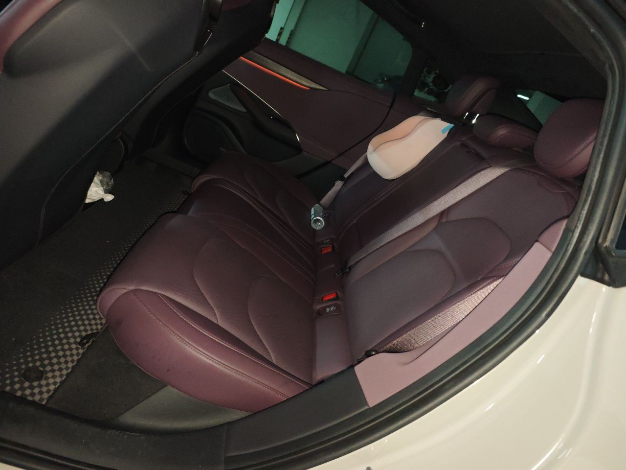 Xiaomi Auto SU7 2024 Four-Wheel Drive Ultra-Long Range Advanced Intelligent Driving Max Edition — снимка 17