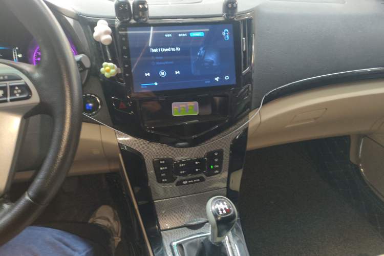 Used BYD Surui 2012 1.5L Manual Luxury Version Audio And AC Panel