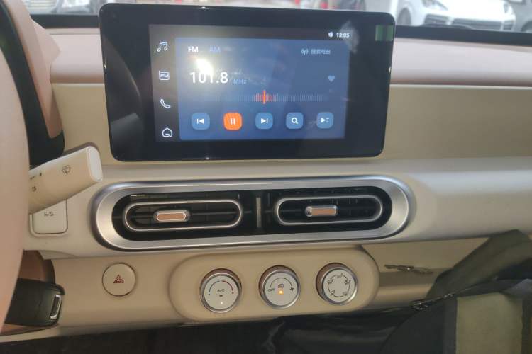 Used Wuling Hongguang MINIEV 2024 3rd Generation 215km Advanced Version