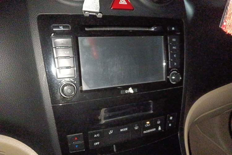 Used Haval H6 2011 2.0L Manual Two-Wheel Drive Elite Version Audio And AC Panel