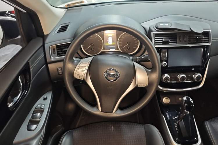 Used Nissan Tiida 2016 1.6L CVT Smart Drive Edition Steering Wheel