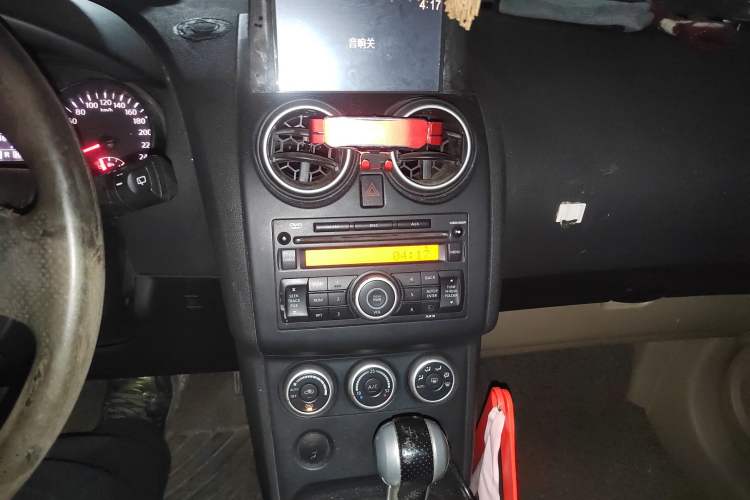 Used Nissan Qashqai 2011 2.0 XV Lea CVT 2WD
