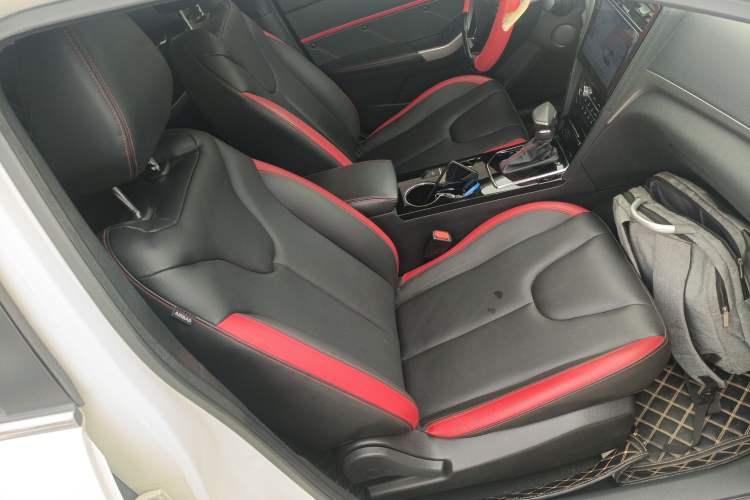 Used Venucia D60 2020 1.6L XL CVT Enjoyment Edition