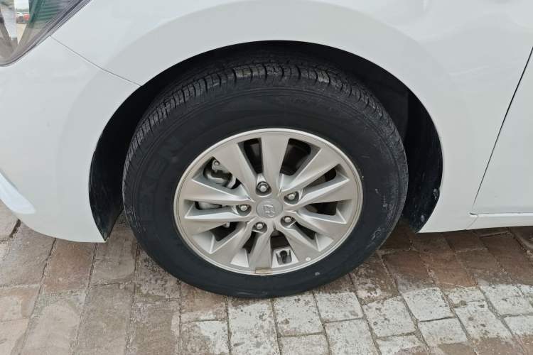 Used Hyundai Celesta 2018 1.6L Automatic GL Enjoyment Edition China VI compliant