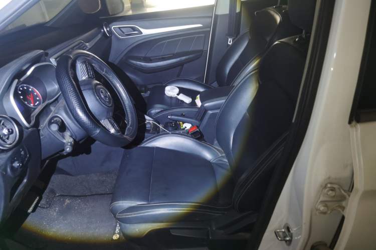 Used MG ZS 2017 1.5L Automatic Elite Edition Left Front Seat