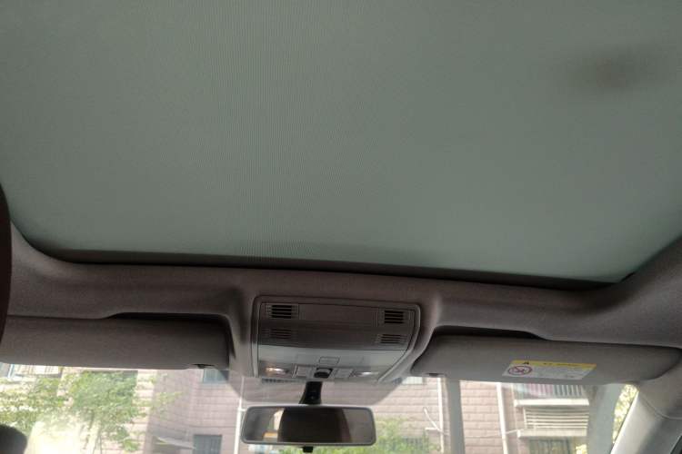 Used Volkswagen Tacqua 2021 280TSI DSG R-Line Connected Version Headliner