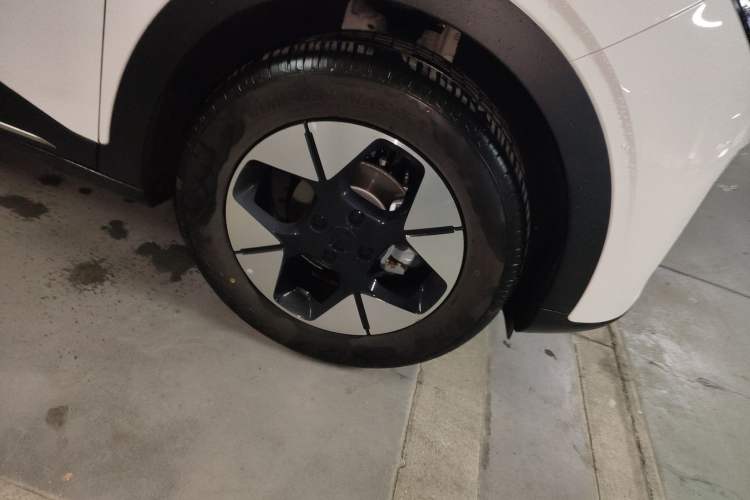 Used Geely Galaxy Geome 2025 UP 410km Exploration Edition