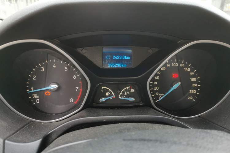 Used Ford Focus 2015 Sedan 1.6L Manual Comfort Model