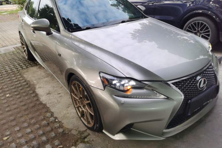 Used Lexus IS 2015 200t F SPORT