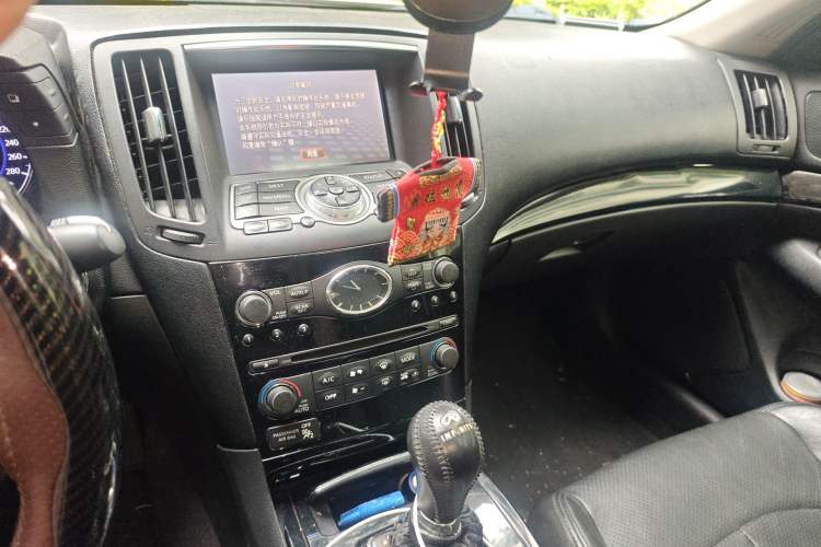 Used Infiniti G Series 2010 G25 Sedan Sport Edition Audio And AC Panel