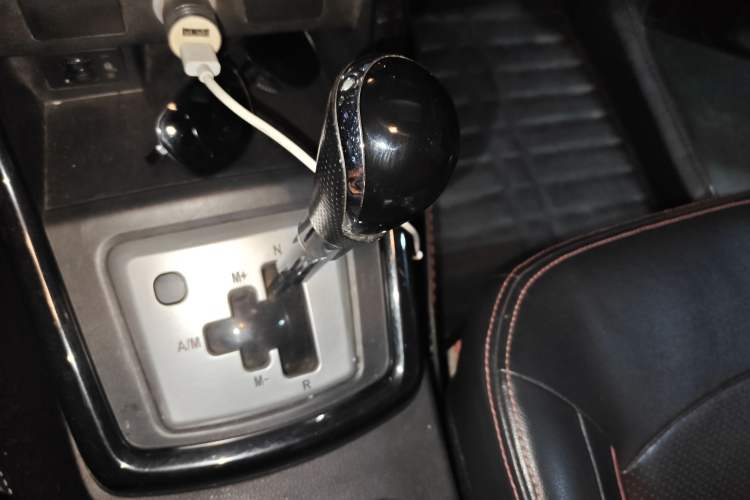 Used HYOSOW H2 2015 1.5L AMT Comfort Version BJ415C
