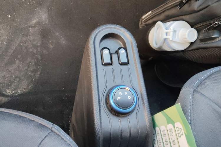 Used Wuling Hongguang MINIEV 2020 Freedom Version Lithium Iron Phosphate Gear Lever