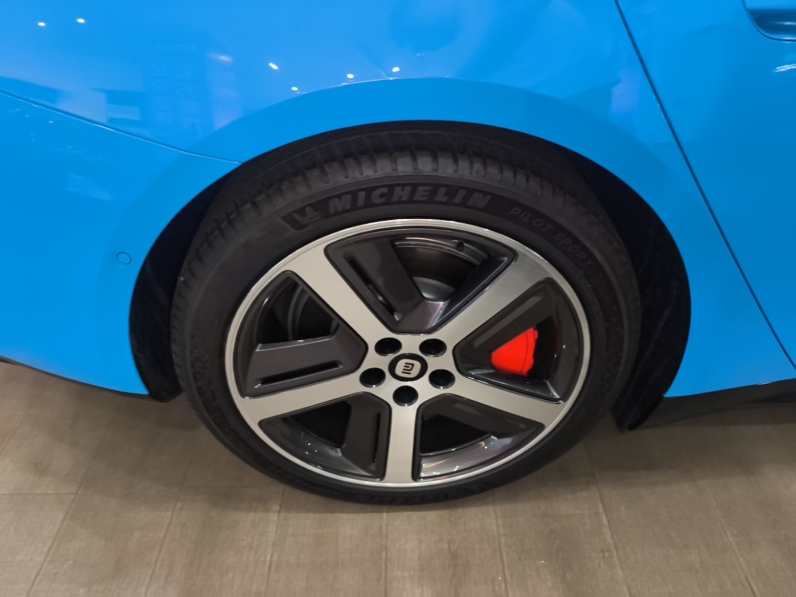 Xiaomi Auto SU7 2026 Model Max — снимка 11